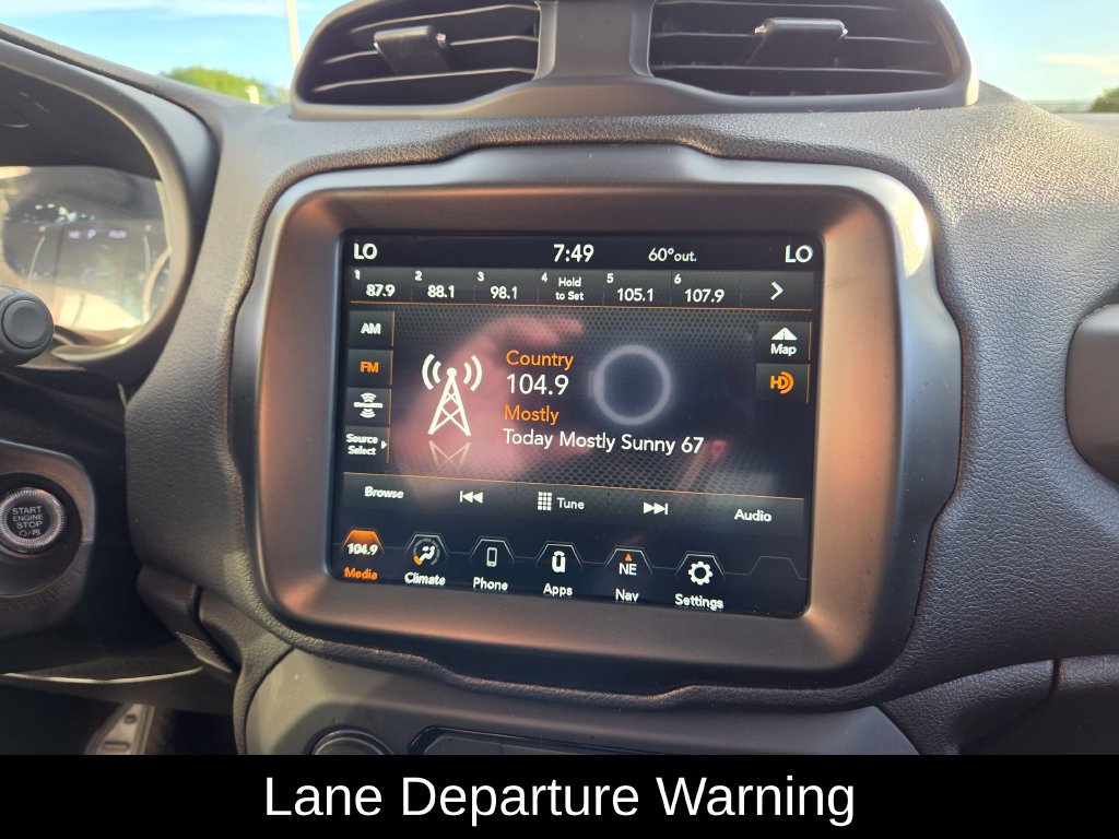 Used 2023 Jeep Renegade Latitude AWD/4WD image 16