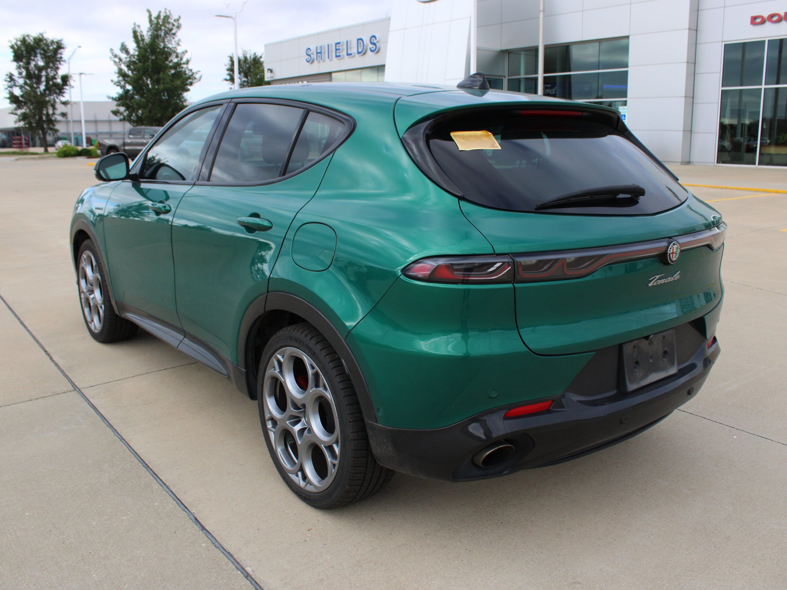 Used 2024 Alfa Romeo Tonale Veloce AWD/4WD image 4