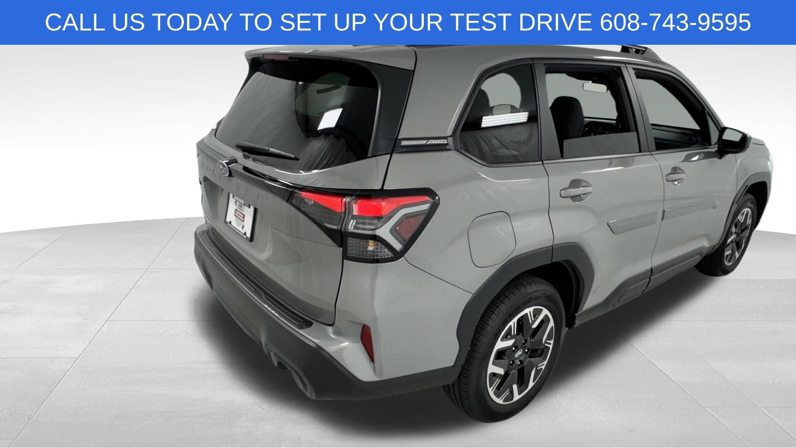Used 2026 Subaru Forester Premium AWD/4WD image 3