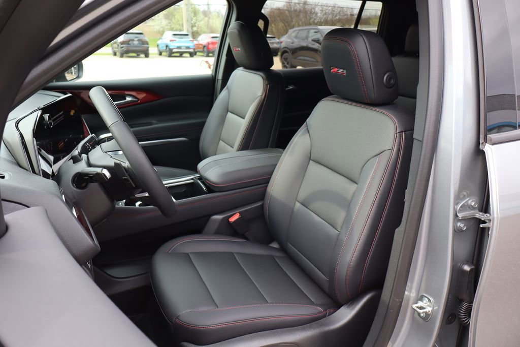 New 2026 Chevrolet Traverse Z71 w/ Enhanced Driving Package AWD/4WD image 17