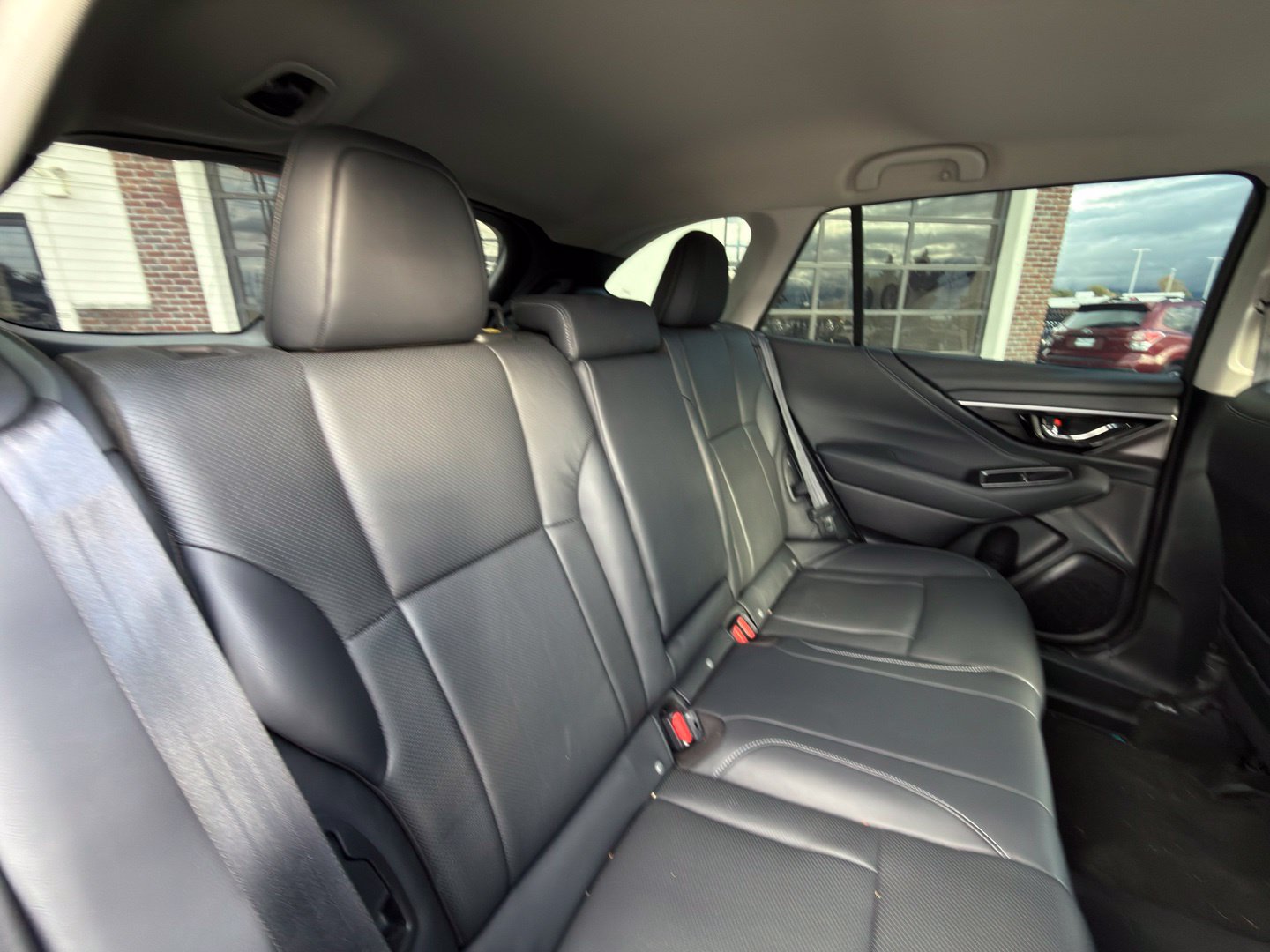 Used 2023 Subaru Outback Touring XT AWD/4WD image 37