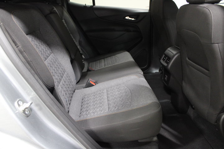 Used 2024 Chevrolet Equinox LT FWD image 28