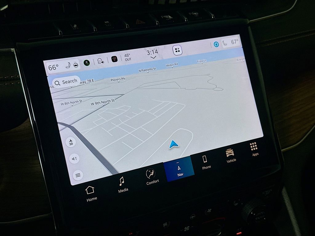 Used 2022 Jeep Grand Cherokee Summit w/ Luxury Tech Group V image 27