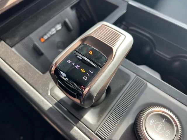 New 2025 GMC Hummer EV 3X w/ LPO, Dark Essentials Package image 20