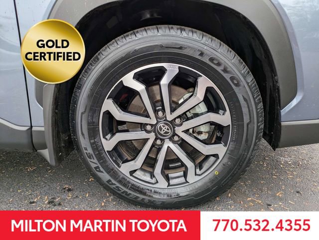 Used 2024 Toyota Corolla Cross SE image 11