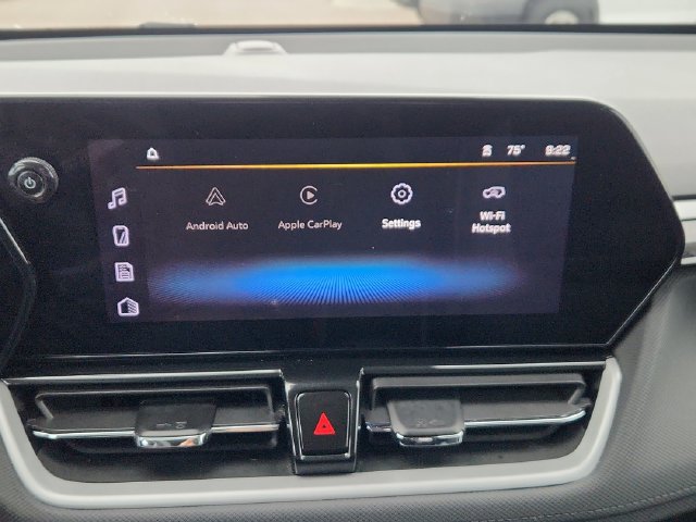 Used 2025 Chevrolet TrailBlazer LT AWD/4WD image 37