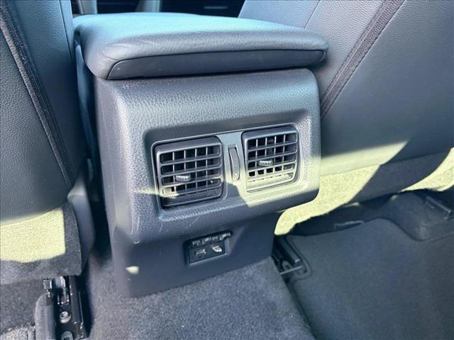 Used 2026 Toyota Camry SE w/ Convenience Package FWD image 15