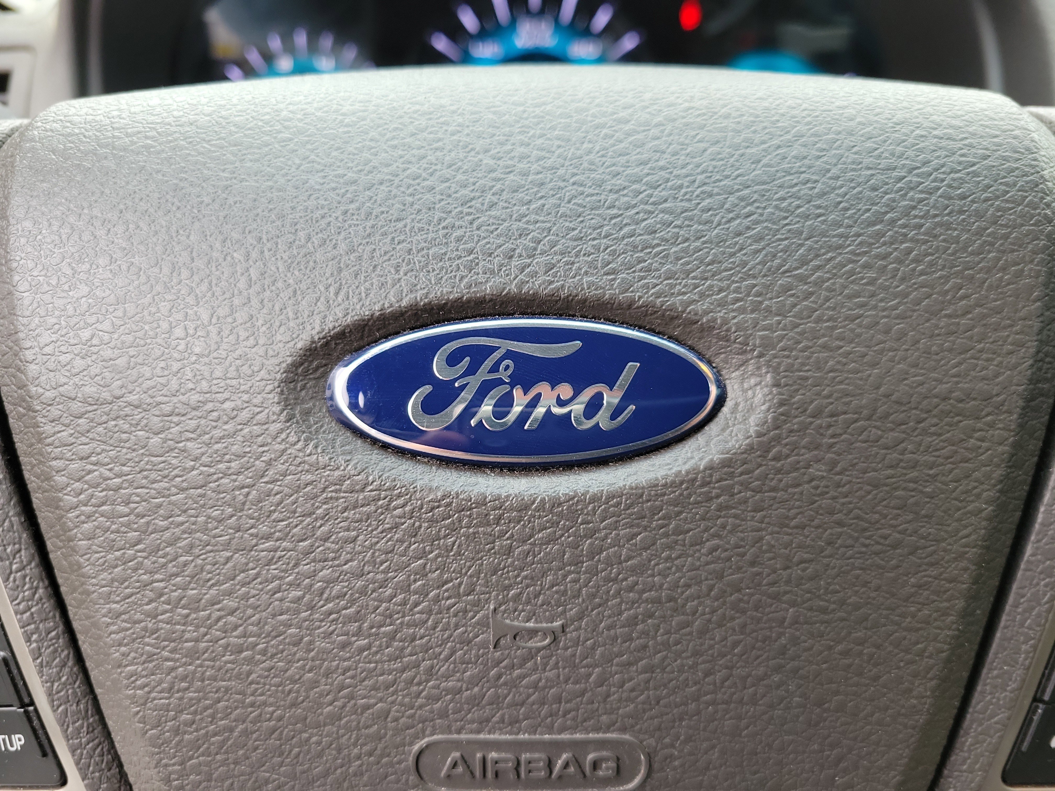 Used 2012 Ford Fusion SEL image 25