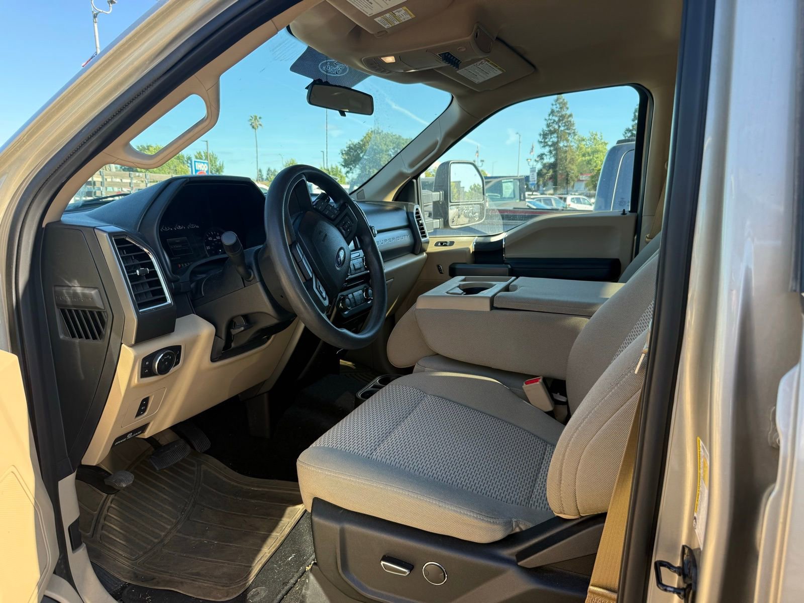 Used 2017 Ford F250 XLT w/ XLT Value Package image 10