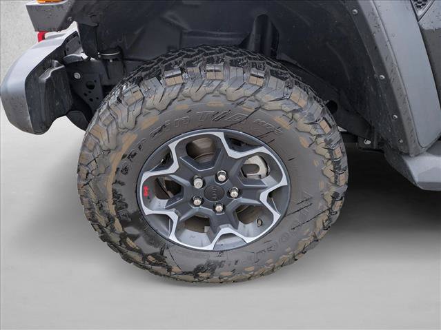 Used 2023 Jeep Wrangler Unlimited Rubicon w/ Cold Weather Group AWD/4WD image 10