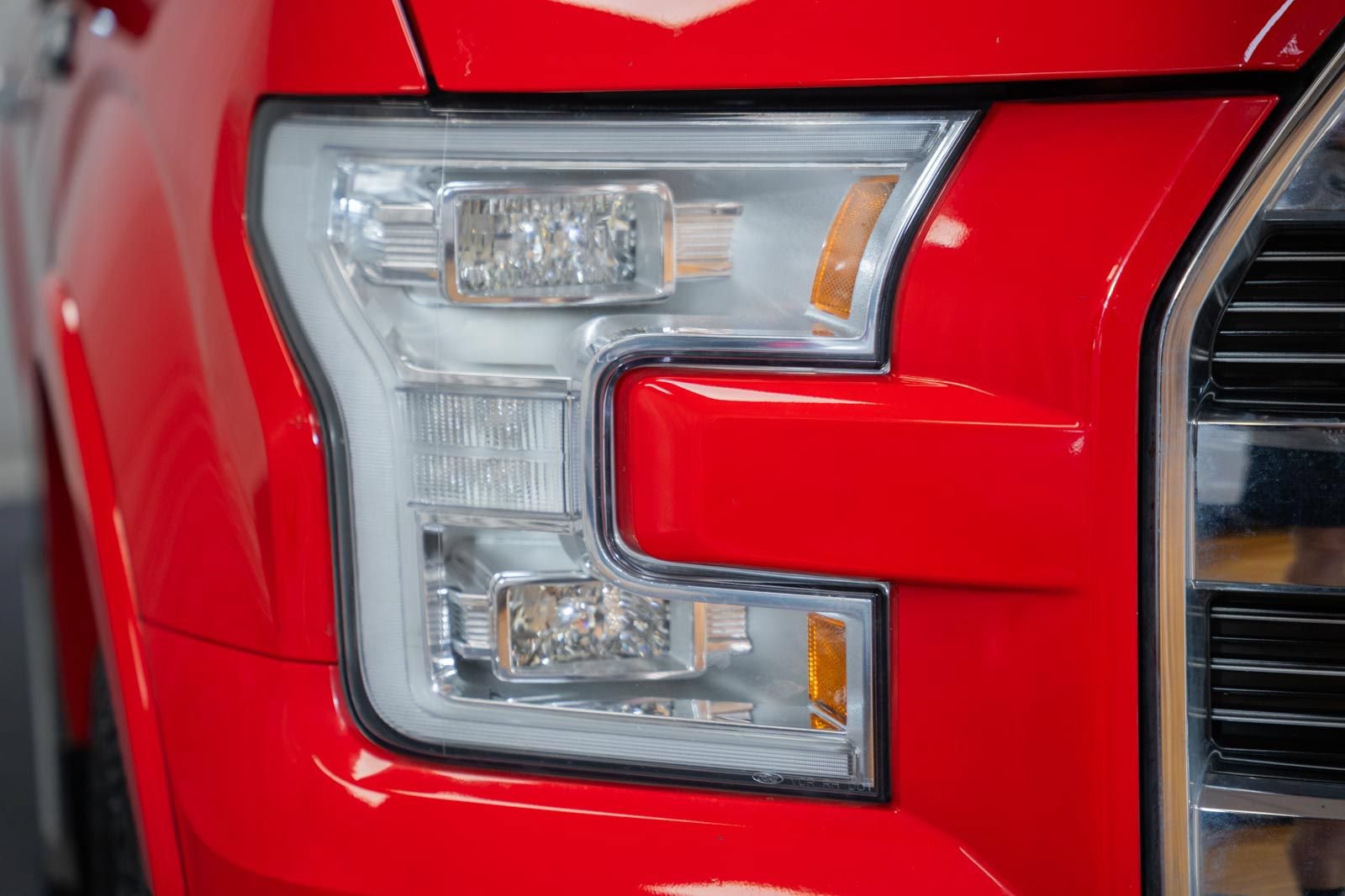 Used 2016 Ford F150 Lariat w/ Equipment Group 502A Luxury AWD/4WD image 10