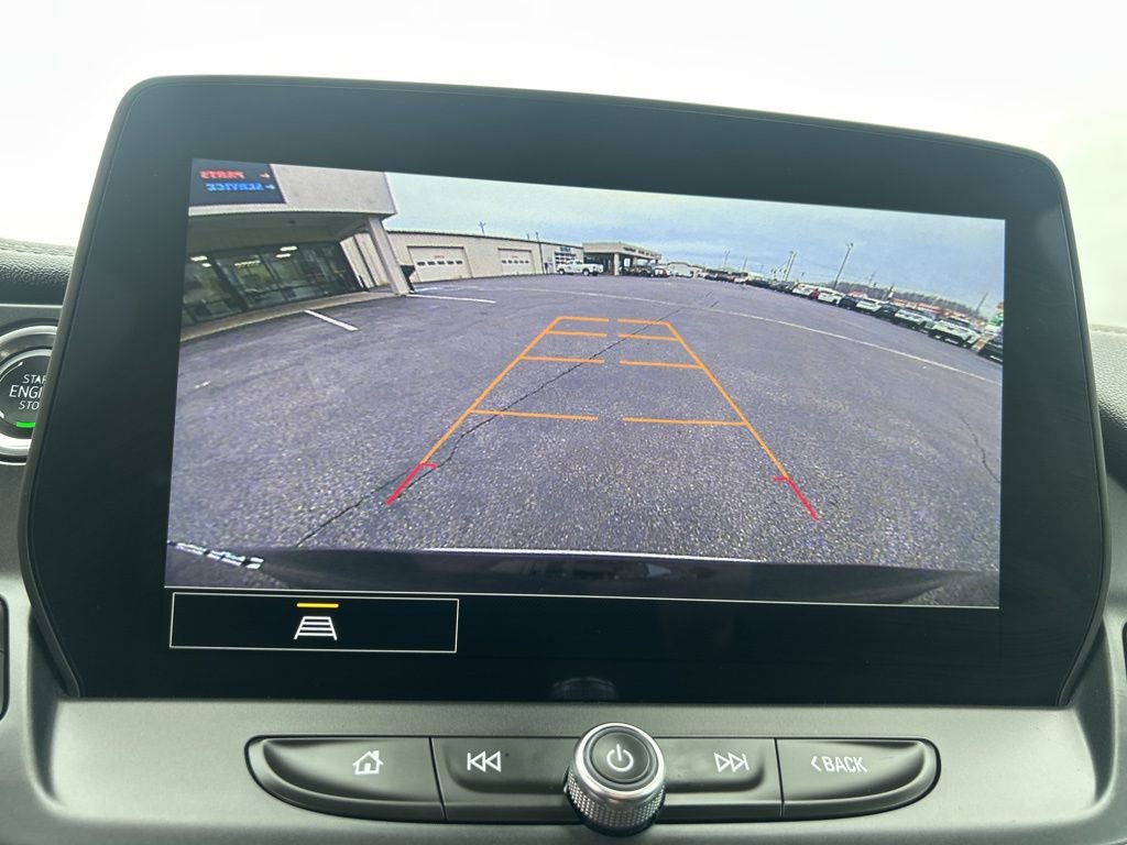 Used 2025 Chevrolet Blazer LT FWD image 24