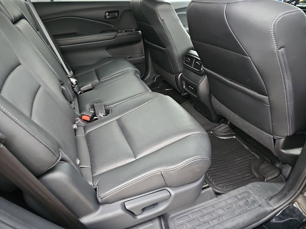 Used 2024 Honda Passport EX-L image 13