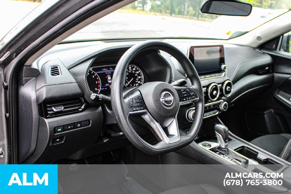 Used 2024 Nissan Sentra SV FWD image 30