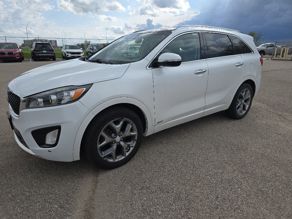Used 2017 Kia Sorento SX AWD/4WD image 3