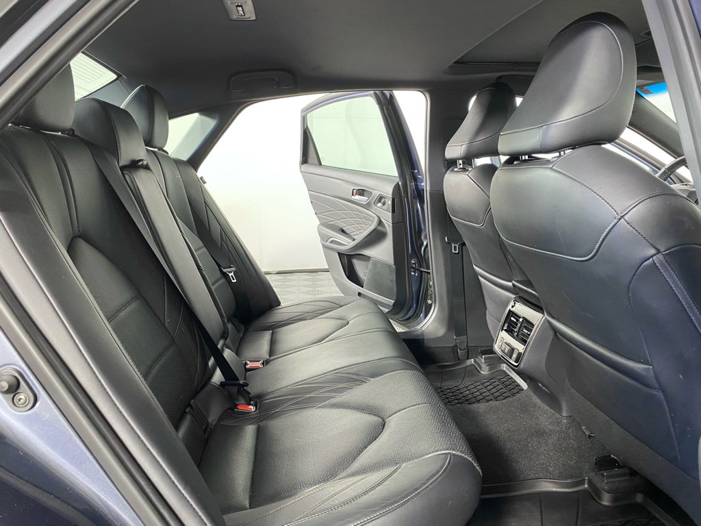 Used 2021 Toyota Avalon Limited w/ Advanced Safety Package FWD image 21