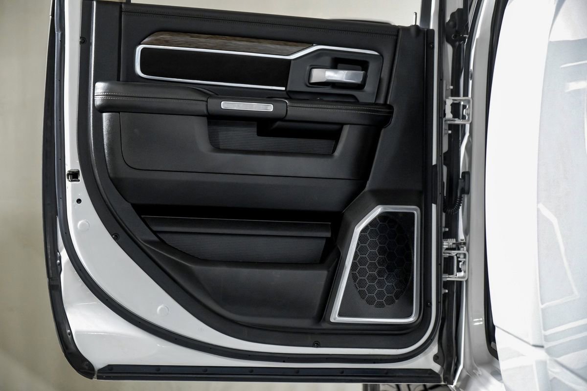Used 2019 RAM 2500 Laramie AWD/4WD image 35