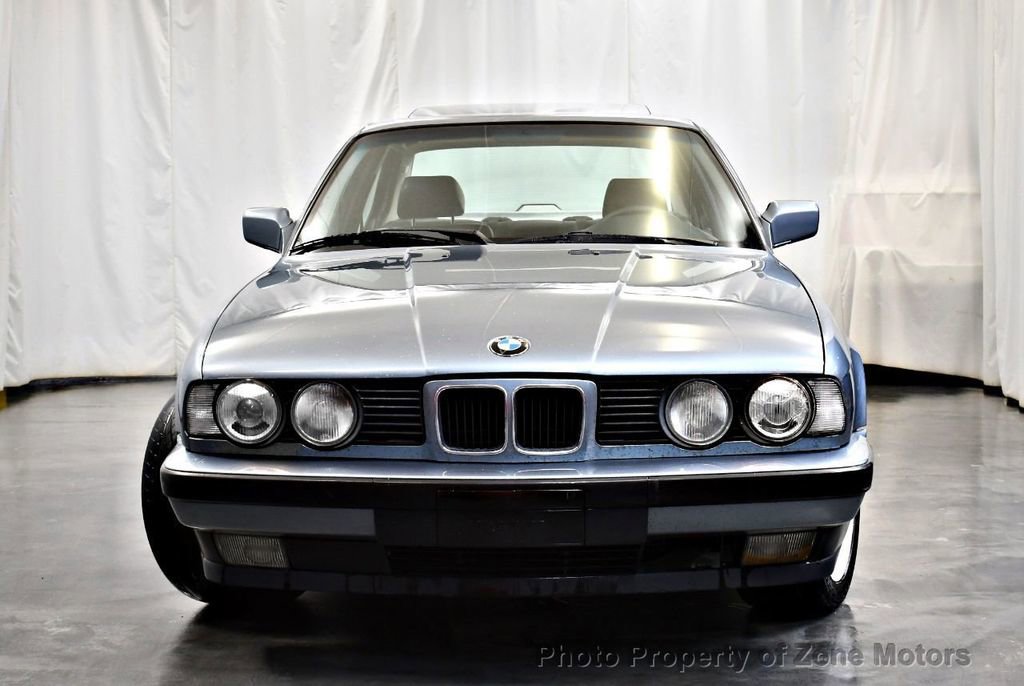 Used 1989 BMW 525i Sedan image 4