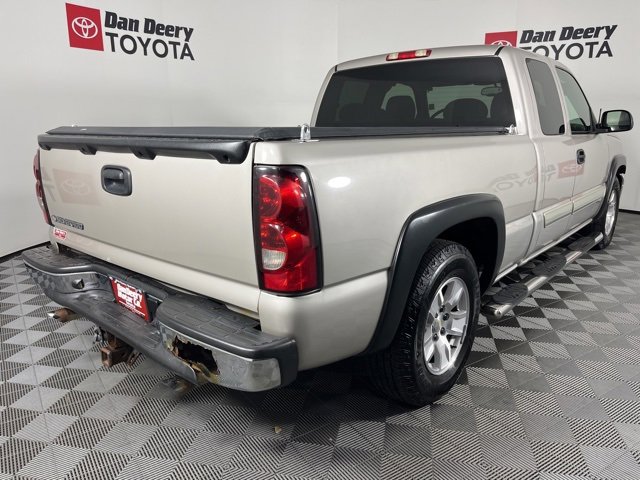 Used 2006 Chevrolet Silverado 1500 LT w/ Light Duty Power Package image 23