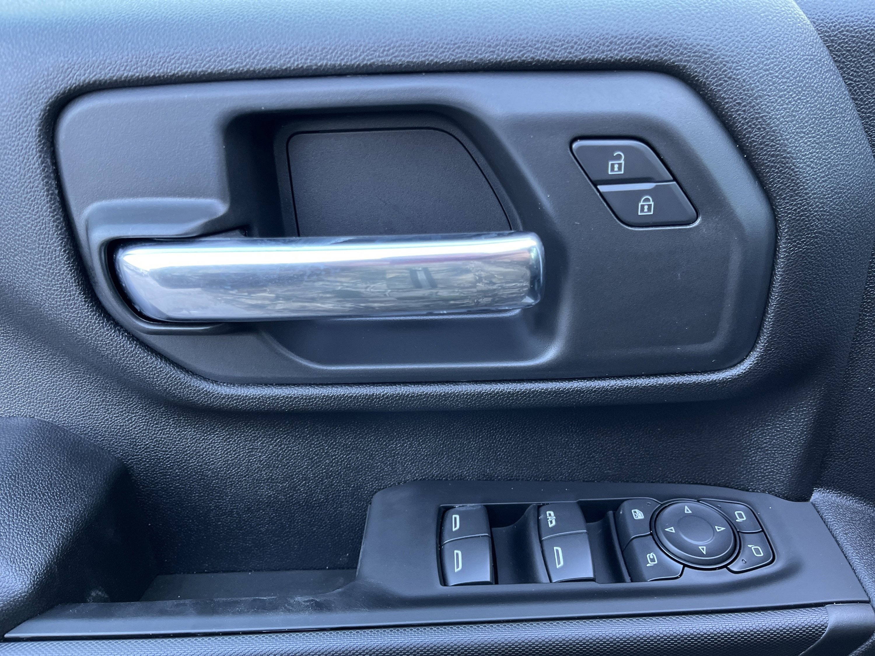 New 2026 Chevrolet Silverado 2500 Custom w/ Custom Value Package image 15