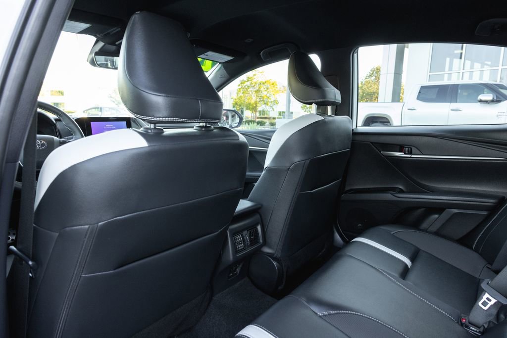 Certified 2025 Toyota Camry SE w/ Convenience Package FWD image 26