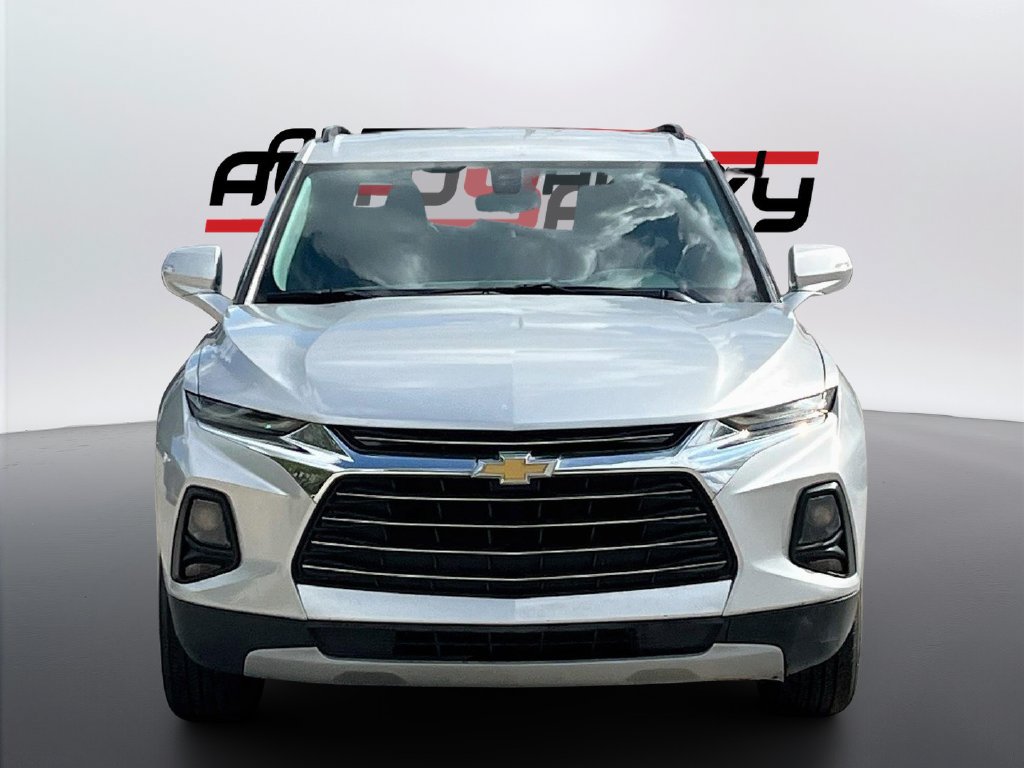 Used 2021 Chevrolet Blazer LT FWD image 2