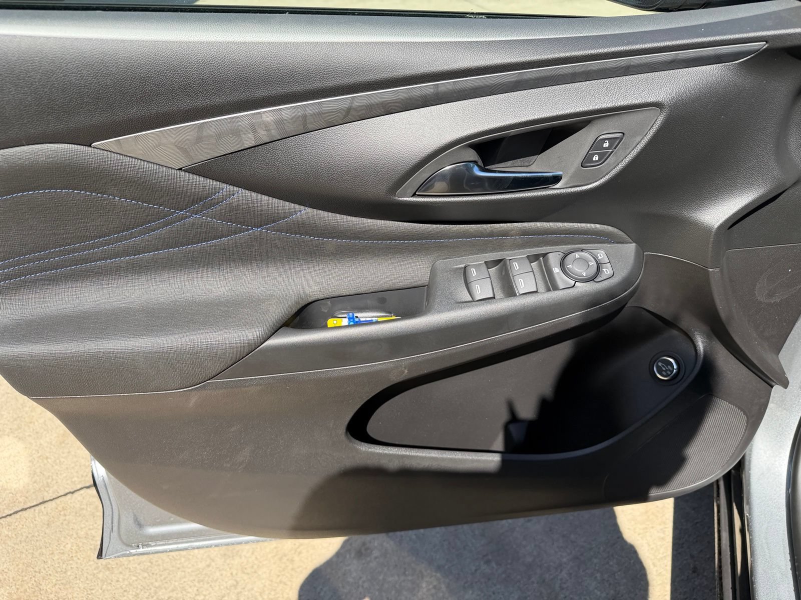 New 2026 Buick Envista Sport Touring FWD image 9