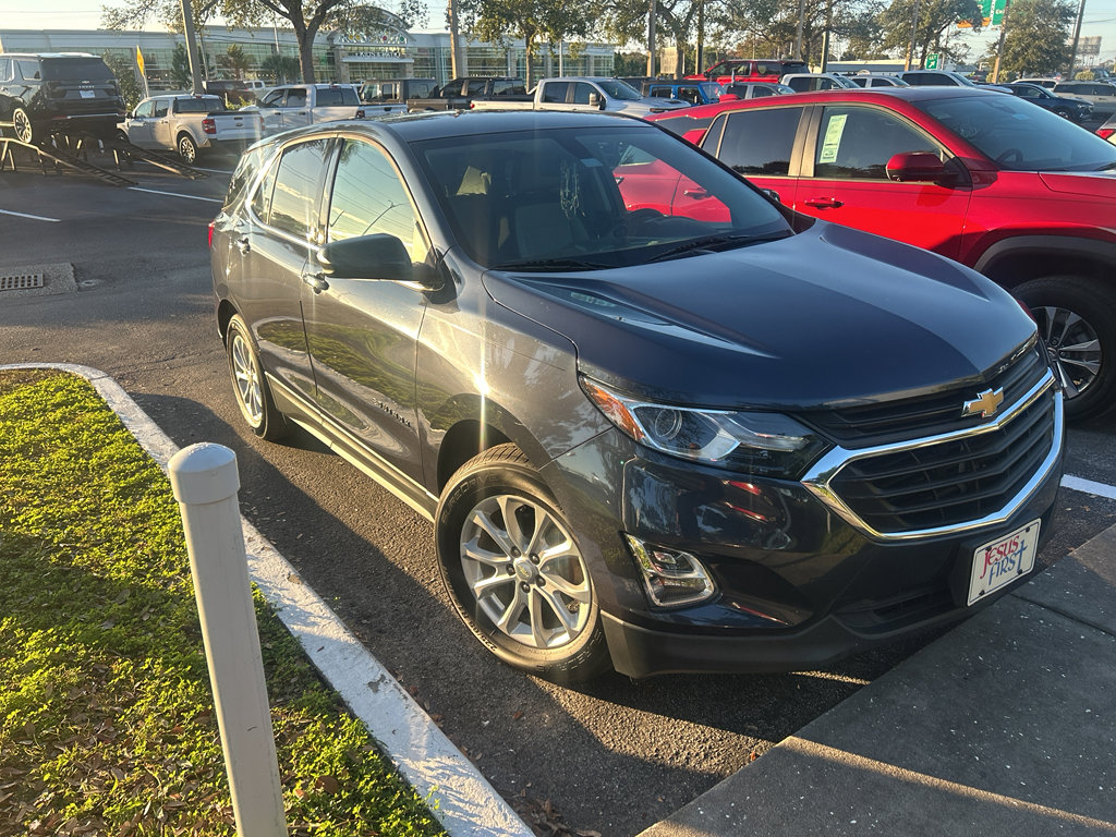 Used 2018 Chevrolet Equinox LT image 3