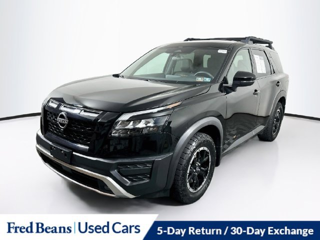Used 2025 Nissan Pathfinder Rock Creek AWD/4WD image 3