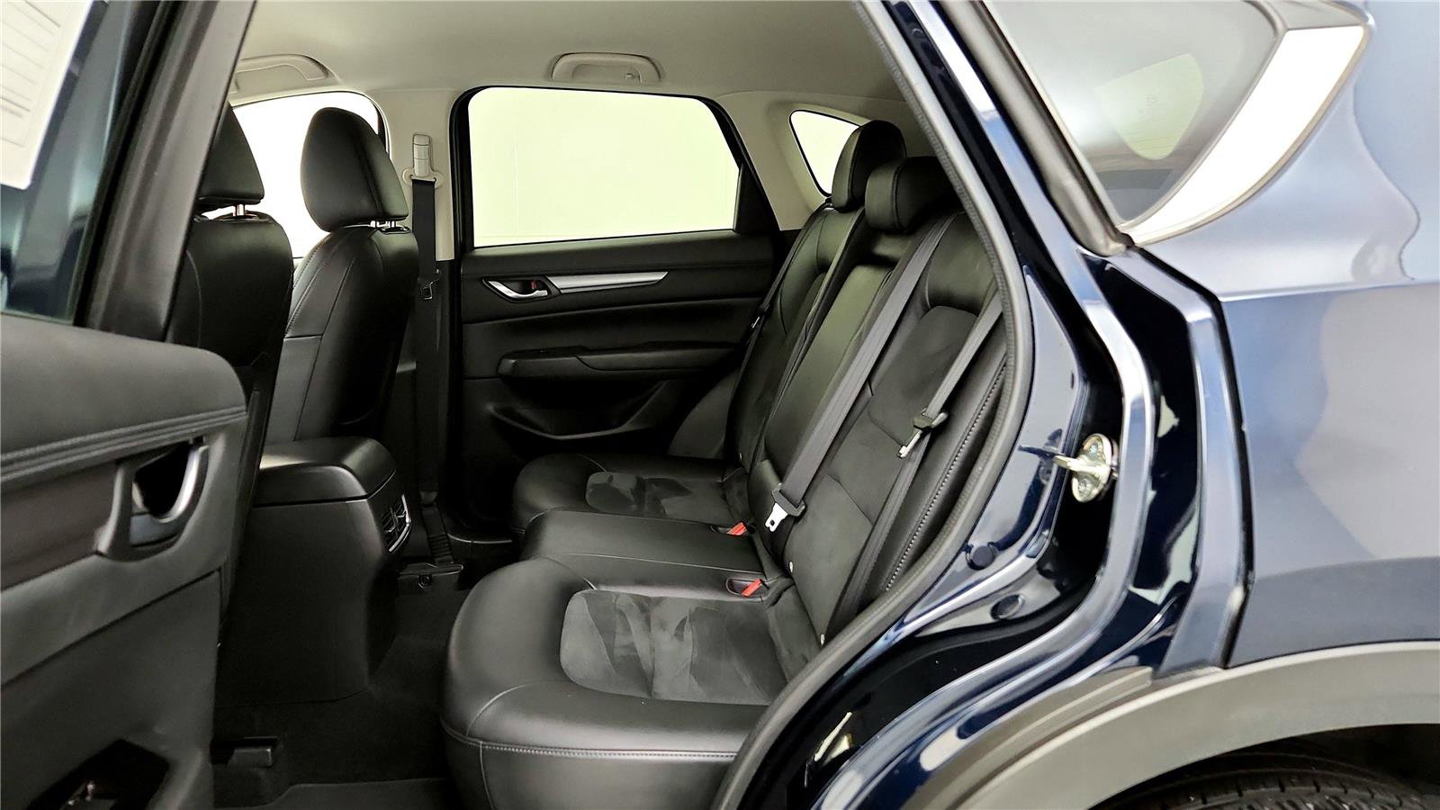 Used 2017 MAZDA CX-5 Touring image 33