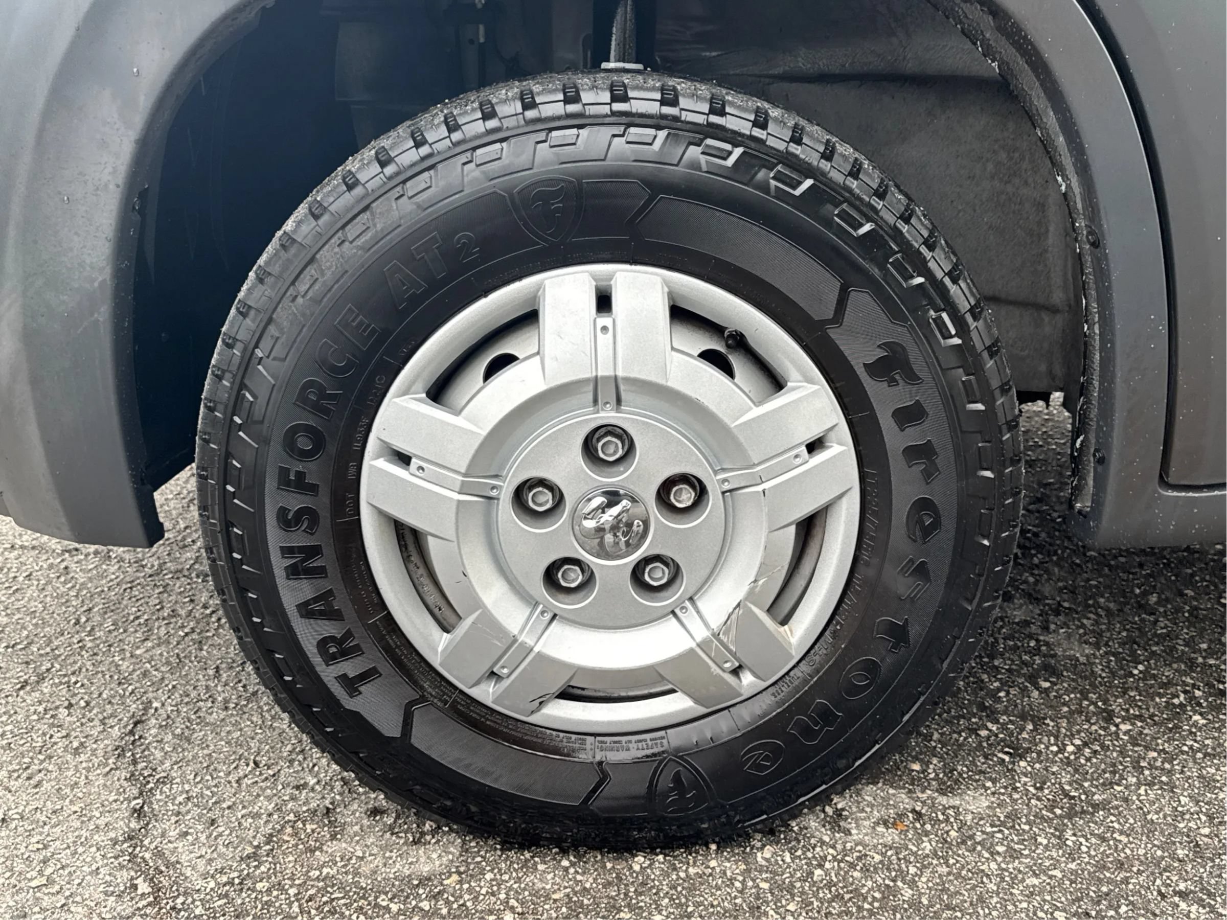 Used 2017 RAM ProMaster 2500 w/ Premium Appearance Group FWD image 31