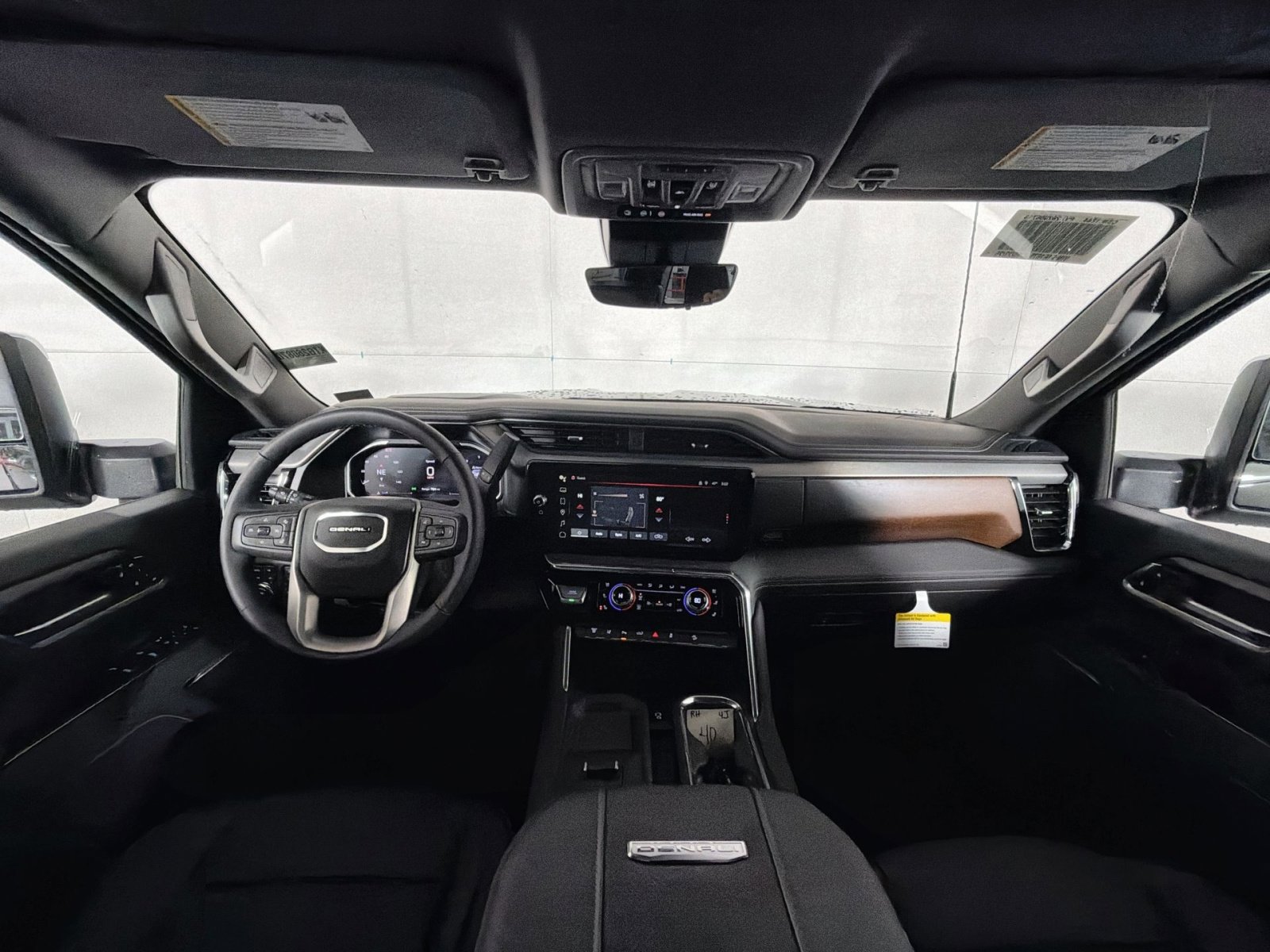 New 2026 GMC Sierra 2500 Denali w/ Denali Reserve Package image 23