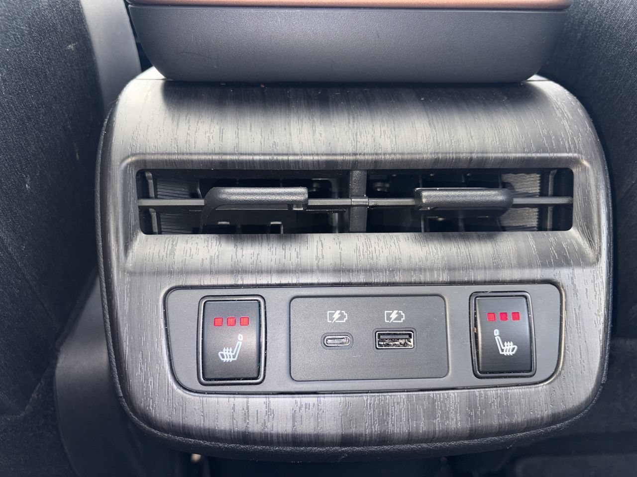 Certified 2024 Nissan Ariya FWD image 16