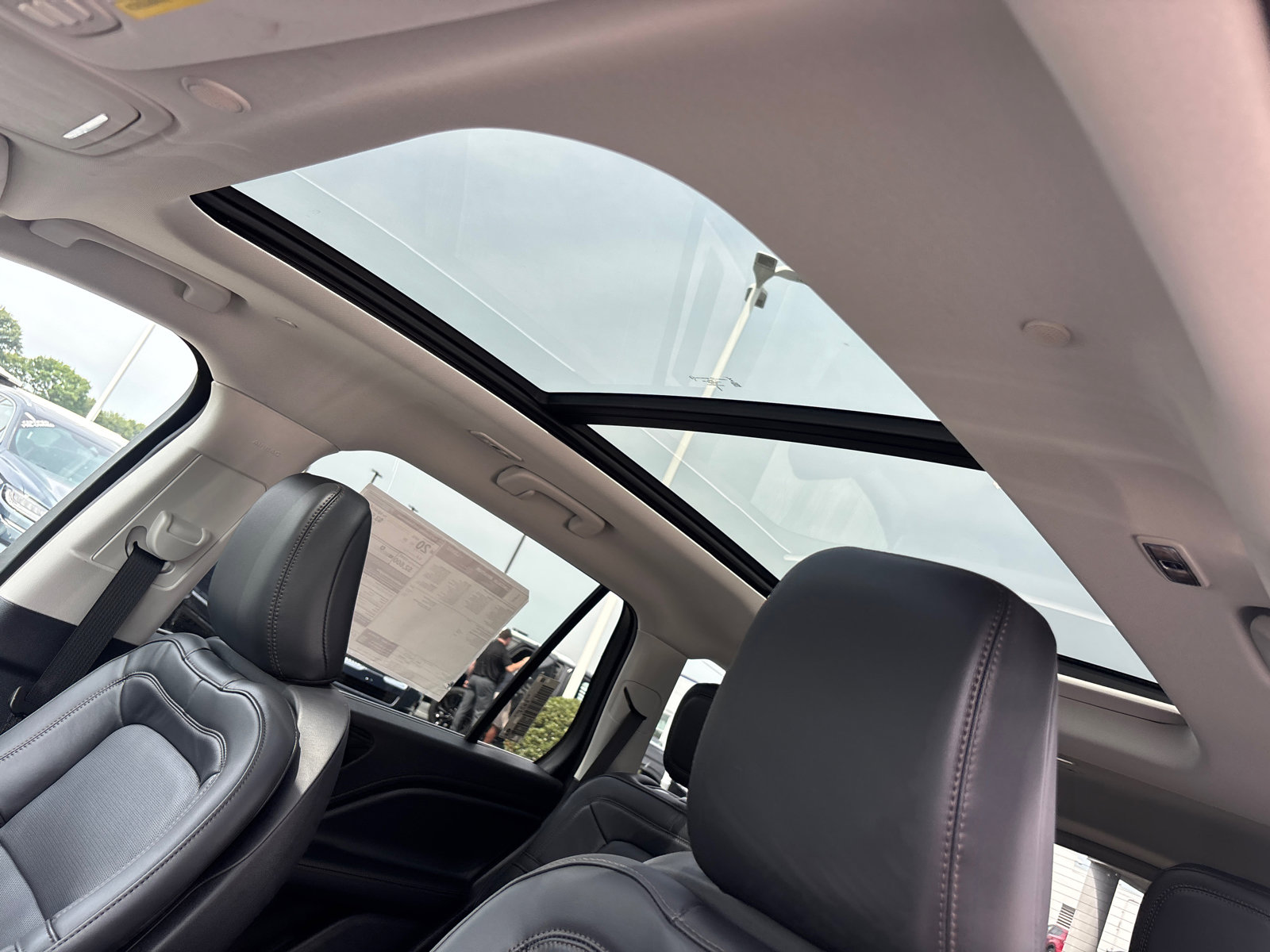 New 2025 Lincoln Aviator Reserve image 27