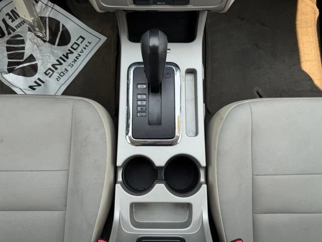 Used 2010 Ford Escape XLT AWD/4WD image 28