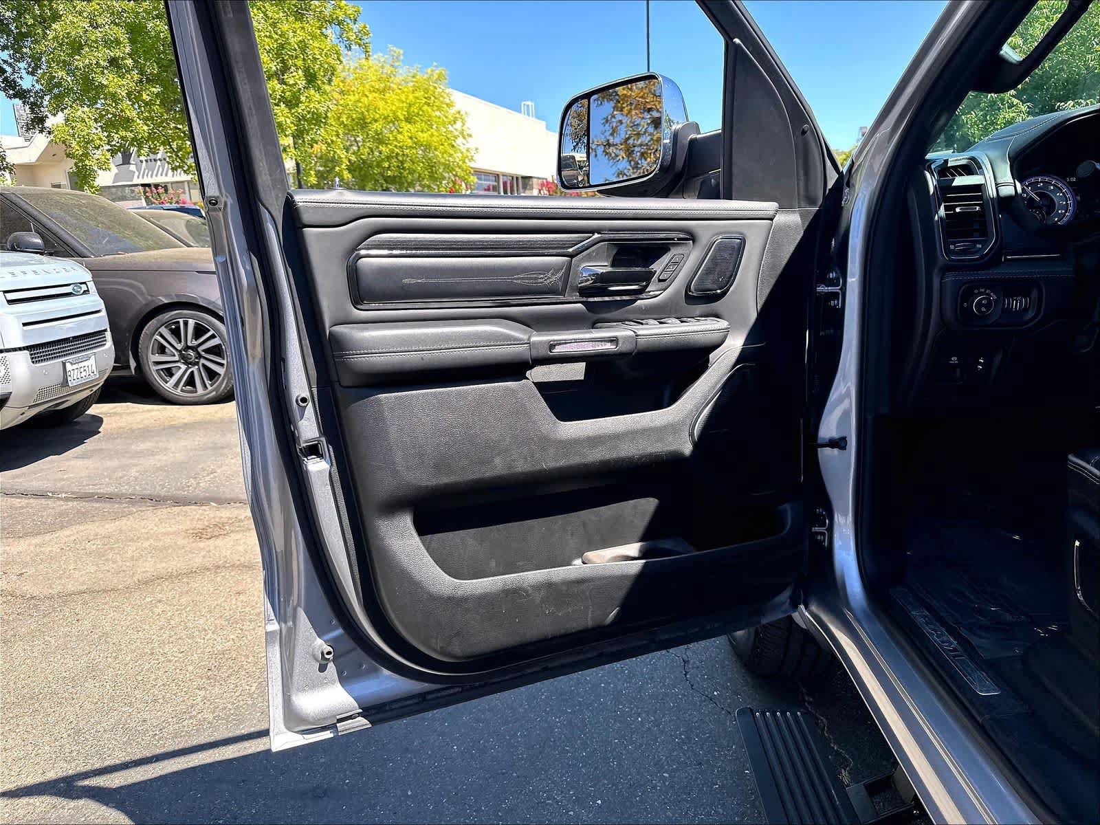 Used 2022 RAM 1500 Limited AWD/4WD image 23