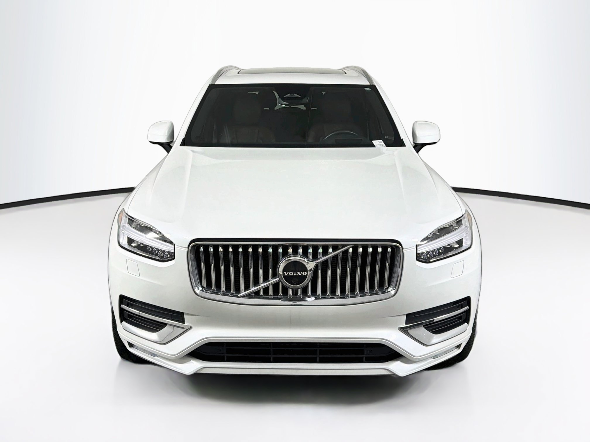 Used 2023 Volvo XC90 B5 Plus w/ Protection Package Premier AWD/4WD image 2