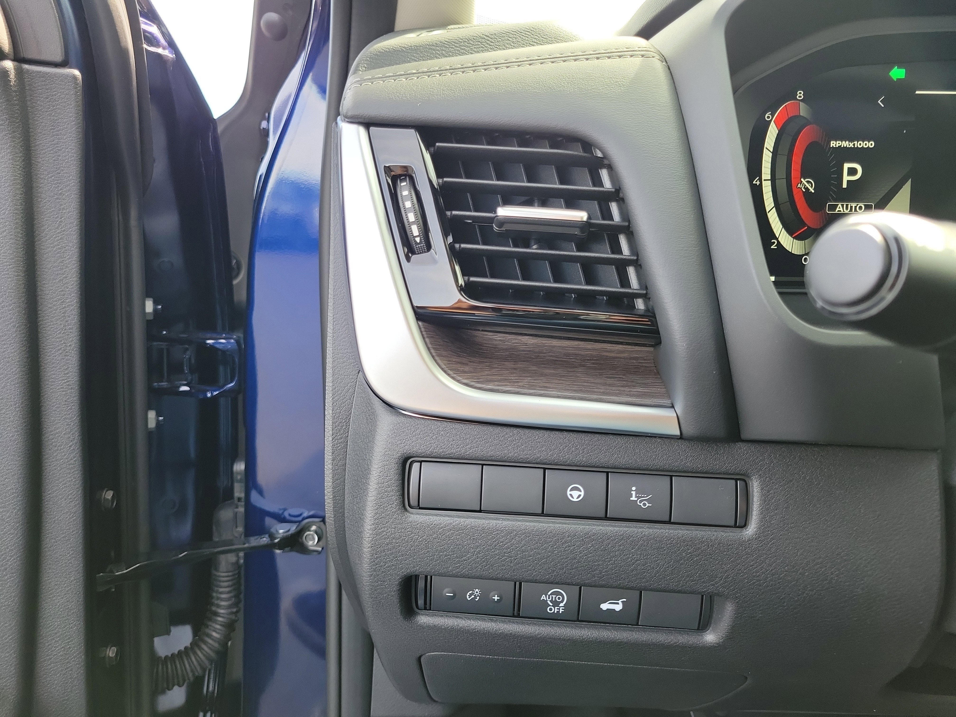 New 2026 Nissan Rogue Platinum image 20