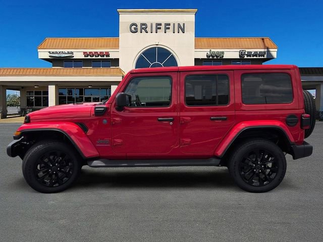 Used 2025 Jeep Wrangler Unlimited Sahara AWD/4WD image 10