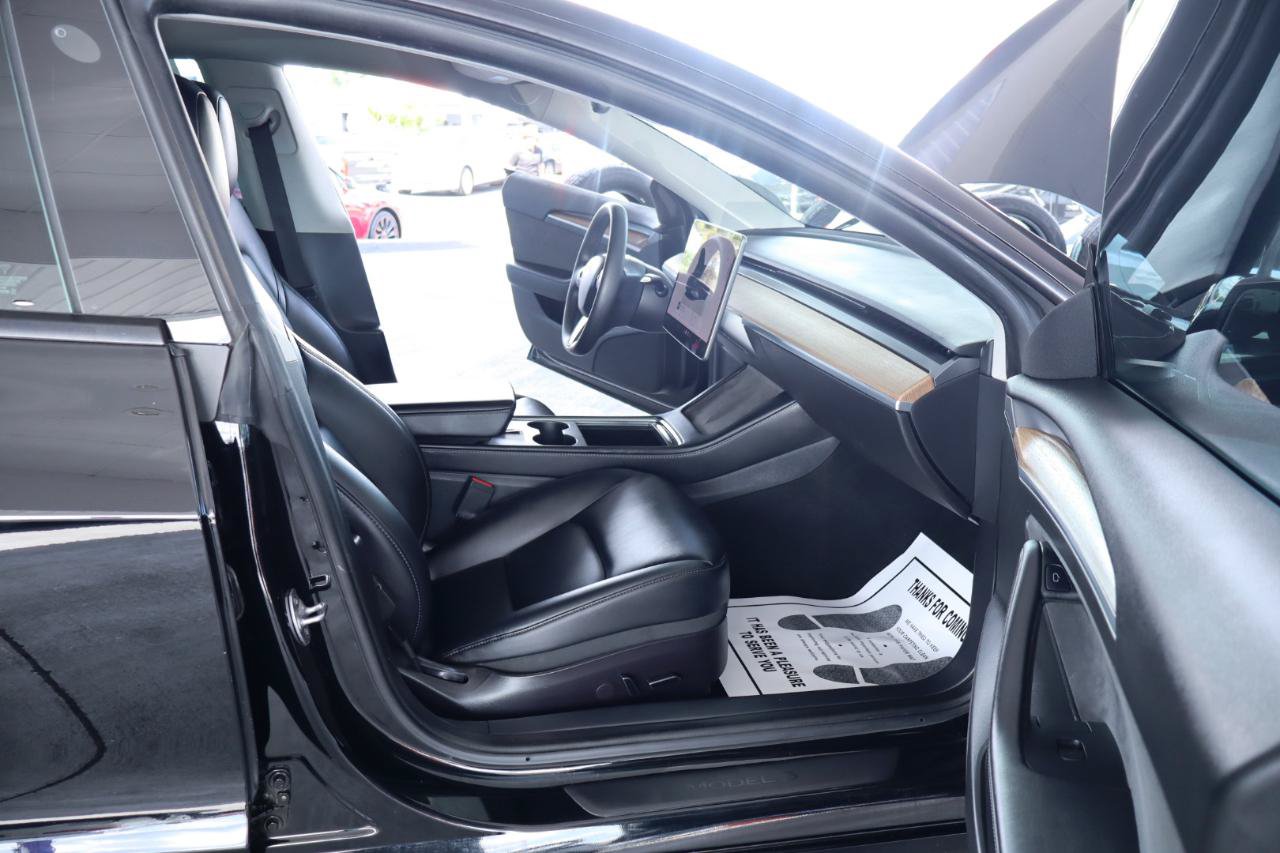 Used 2022 Tesla Model 3 Long Range AWD/4WD image 34