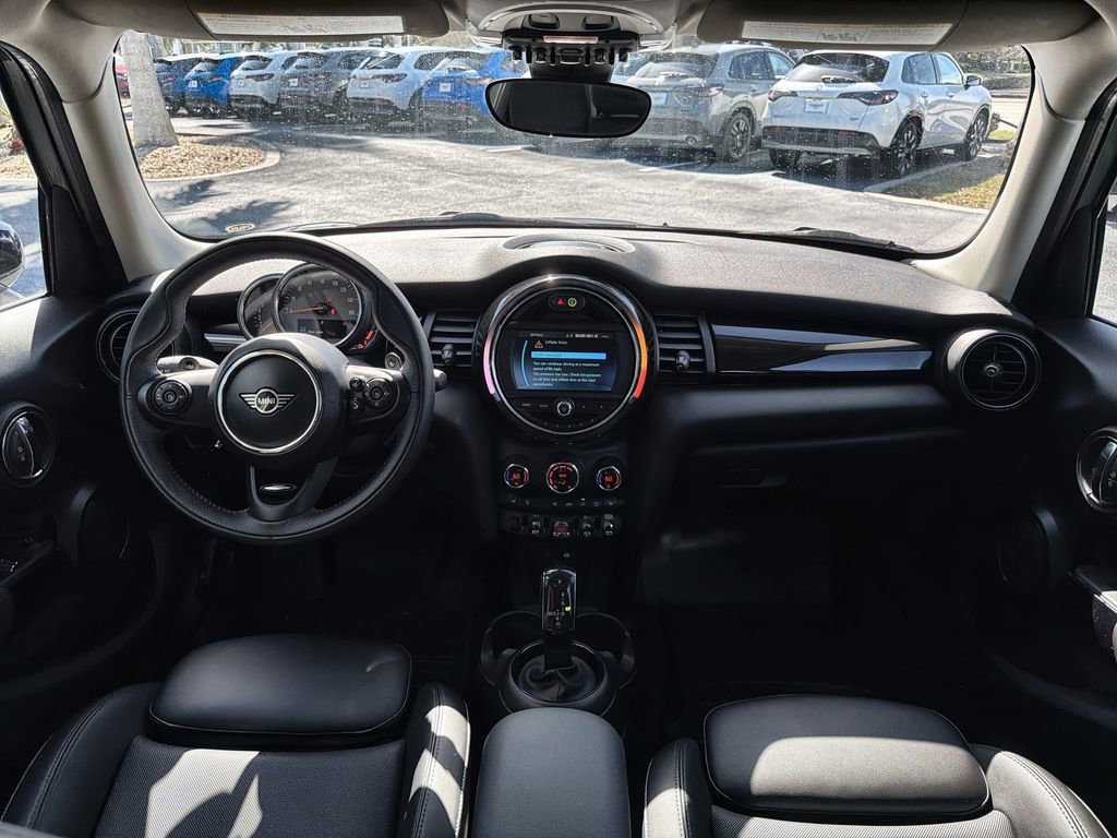 Used 2021 MINI Cooper S image 10