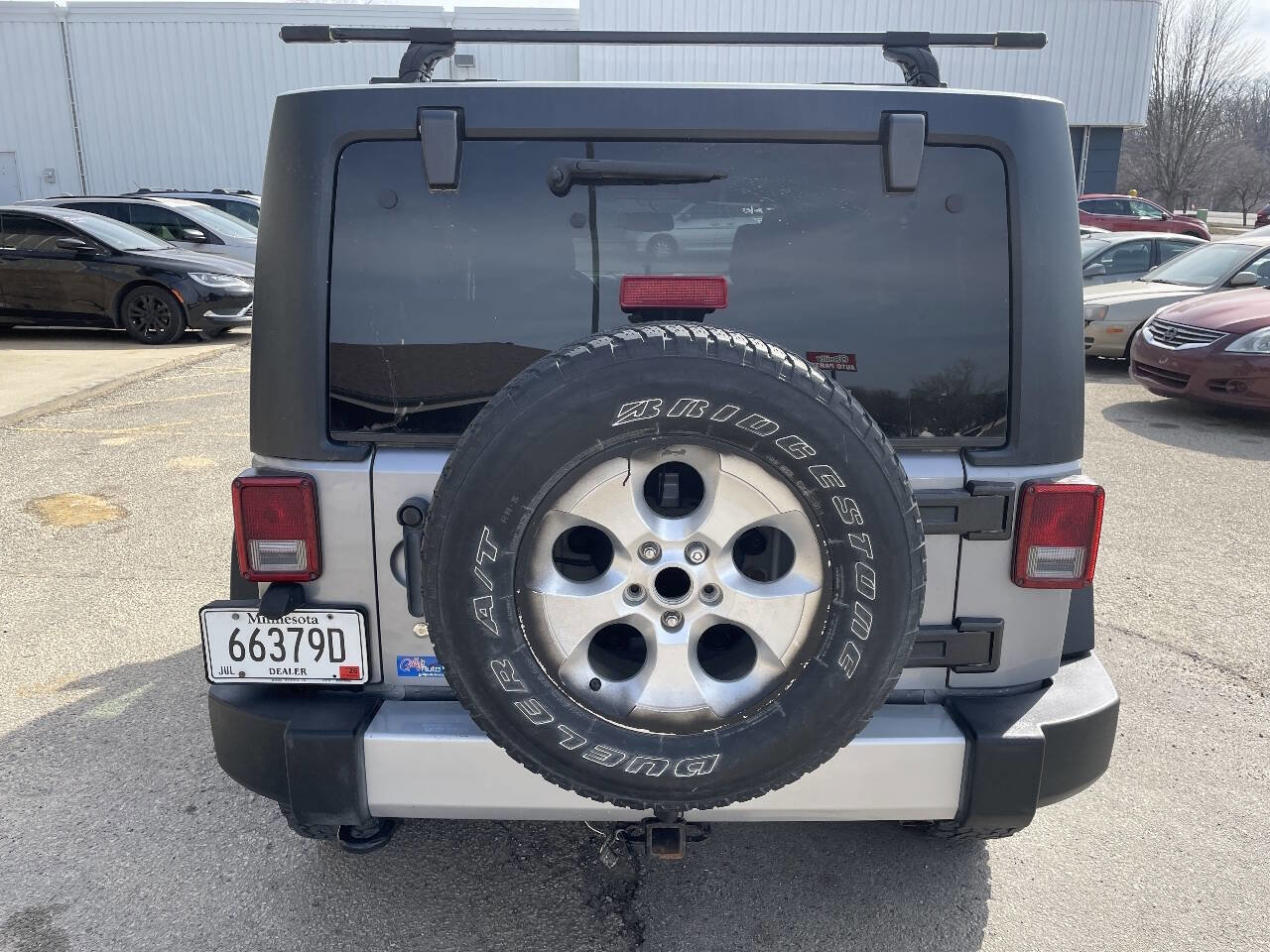 Used 2013 Jeep Wrangler Unlimited Sahara image 7