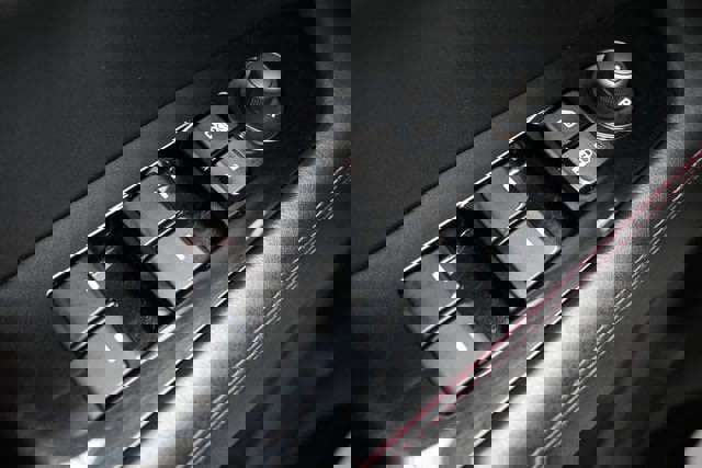 Used 2023 MAZDA CX-5 Carbon Edition image 40