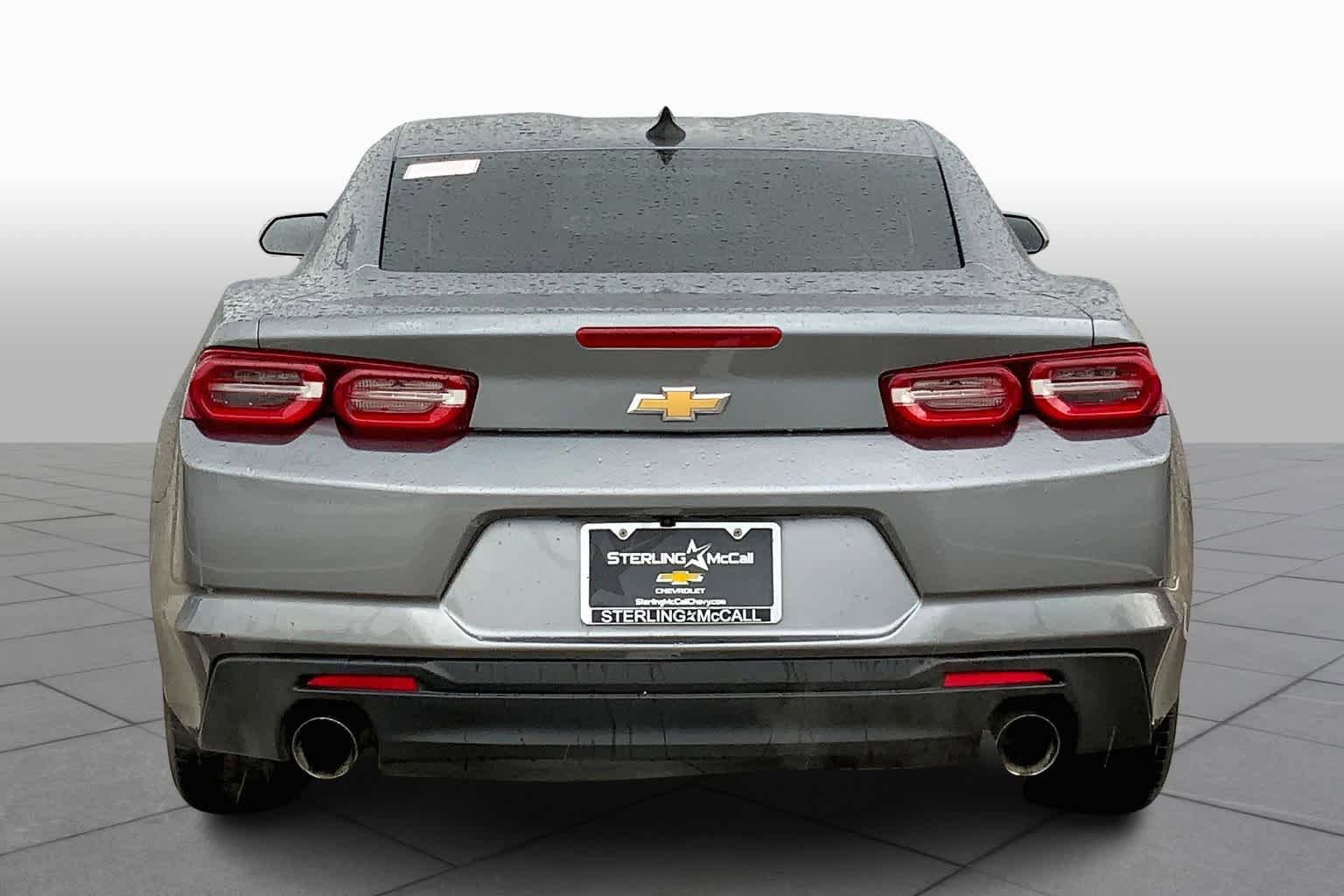 Used 2019 Chevrolet Camaro LT w/ Technology Package RWD image 5