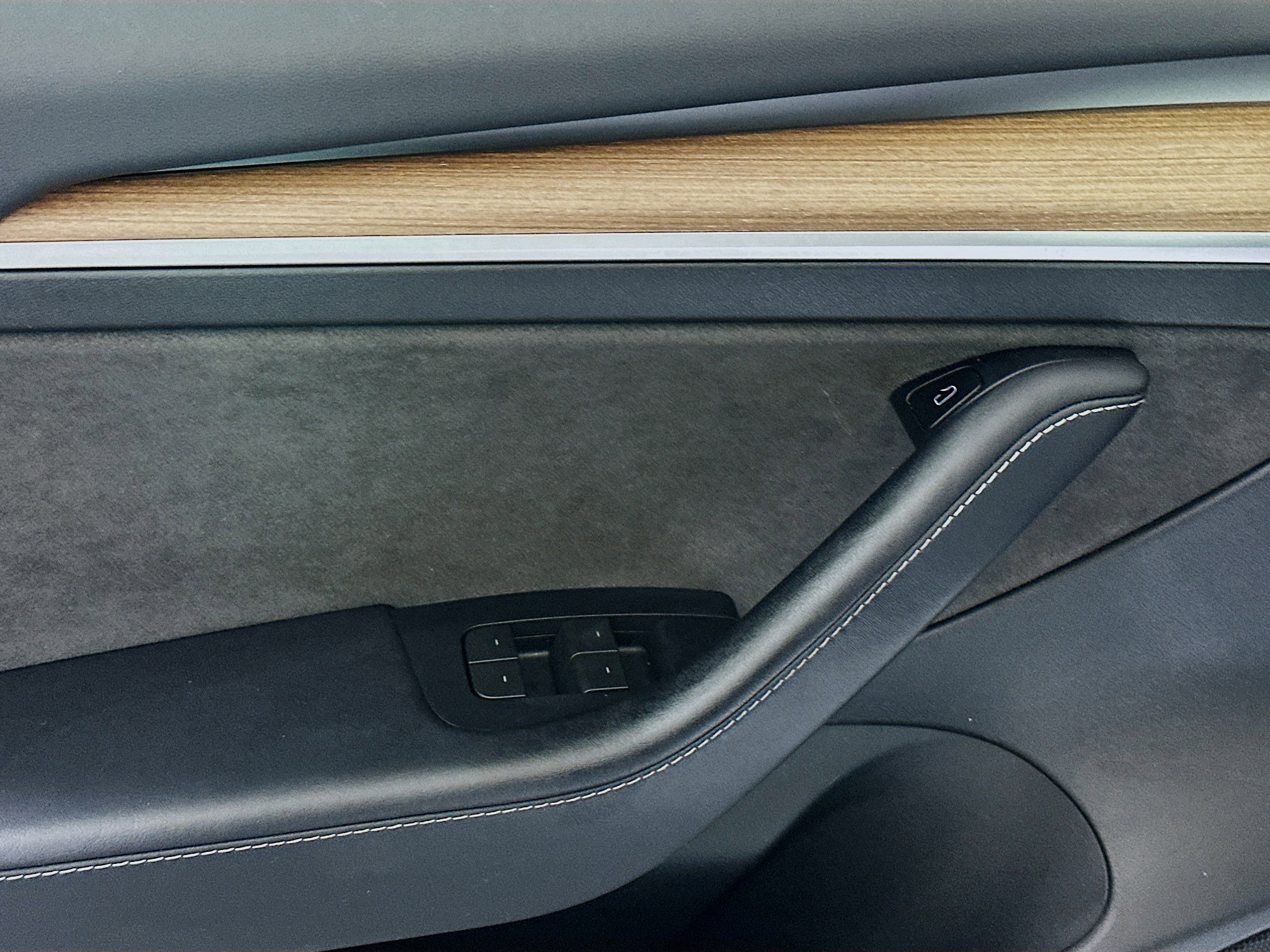 Used 2023 Tesla Model 3 Standard Range RWD image 15