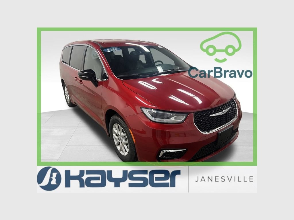 Used 2025 Chrysler Pacifica Select FWD image 1