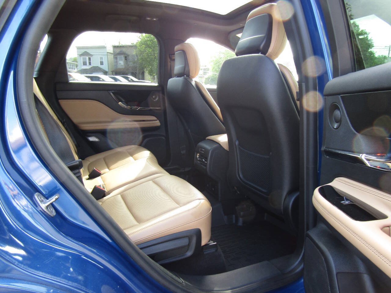 Used 2020 Lincoln Corsair Reserve w/ Equipment Group 201A AWD/4WD image 24