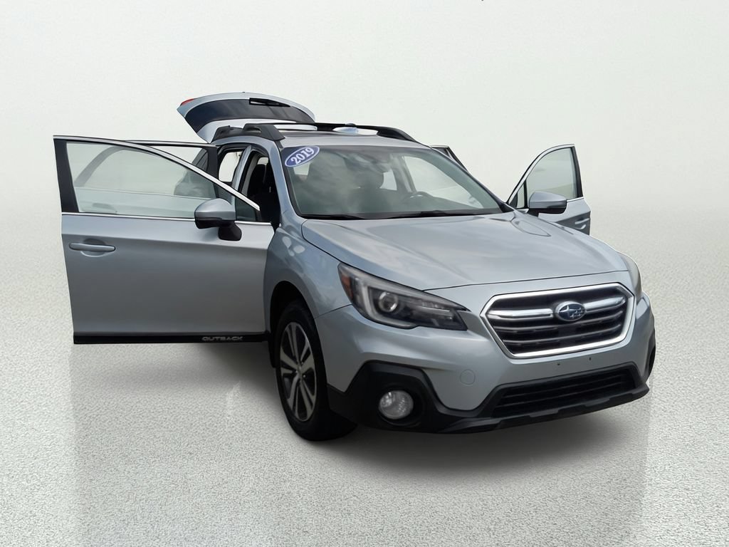 Used 2019 Subaru Outback 2.5i Limited AWD/4WD image 9