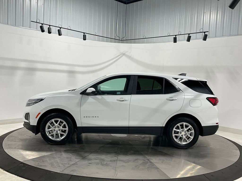 Used 2024 Chevrolet Equinox LT AWD/4WD image 16