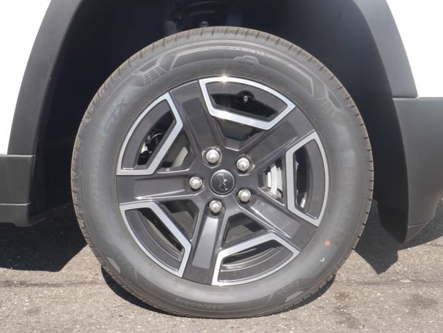 New 2026 Jeep Cherokee Laredo AWD/4WD image 12